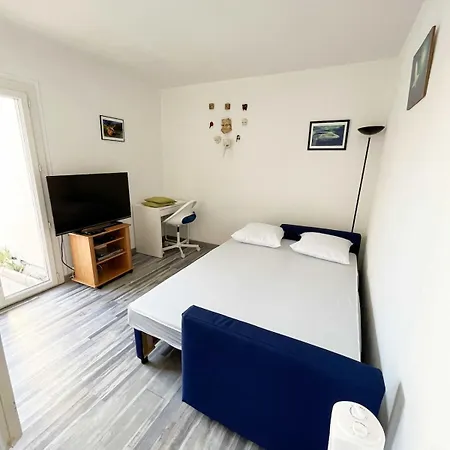Βίλα Maison Bord De 6 A 7 Pers Au Grau Du Roi *